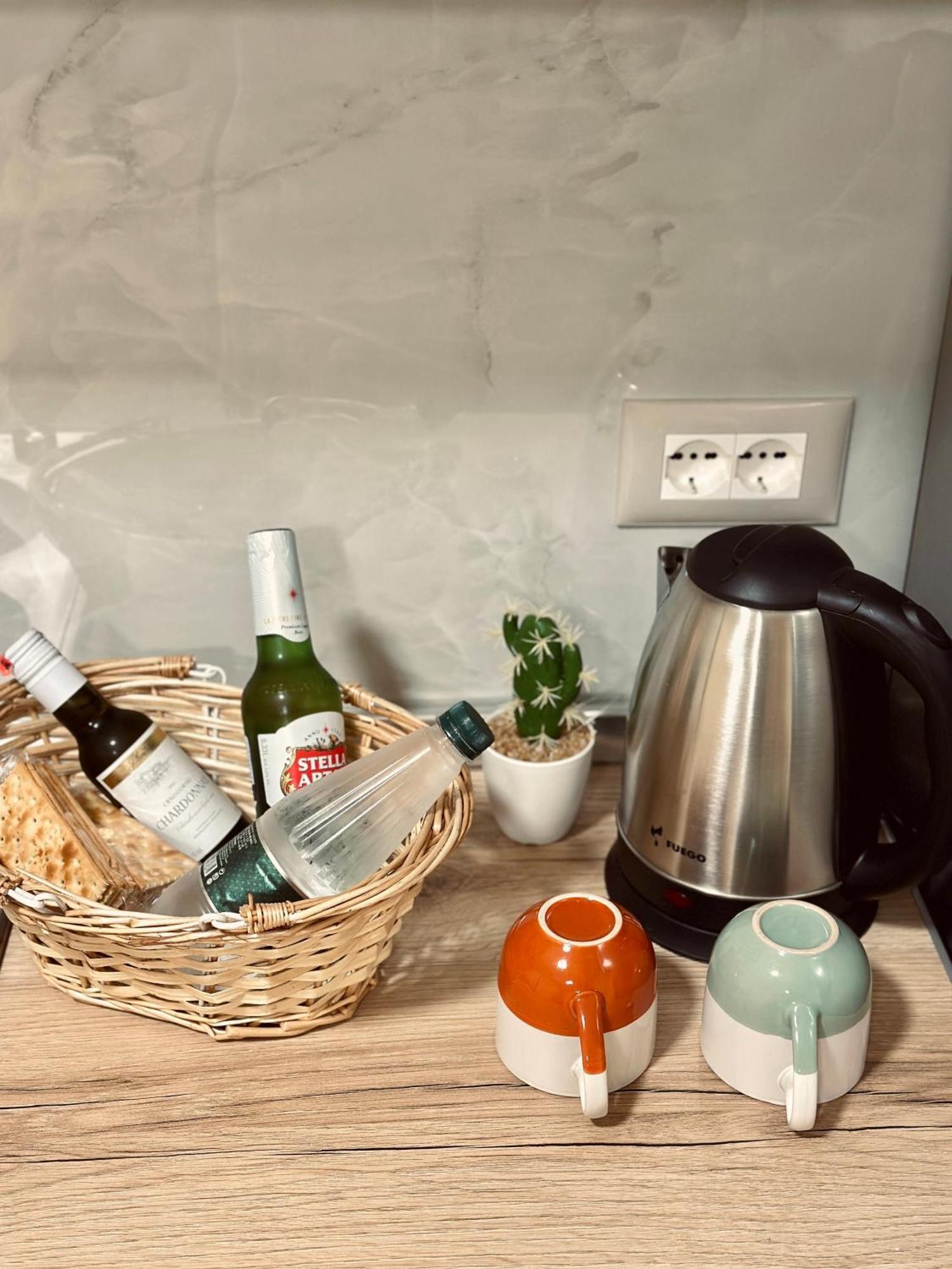 Urban Apartment In Blloku Тирана Екстериор снимка