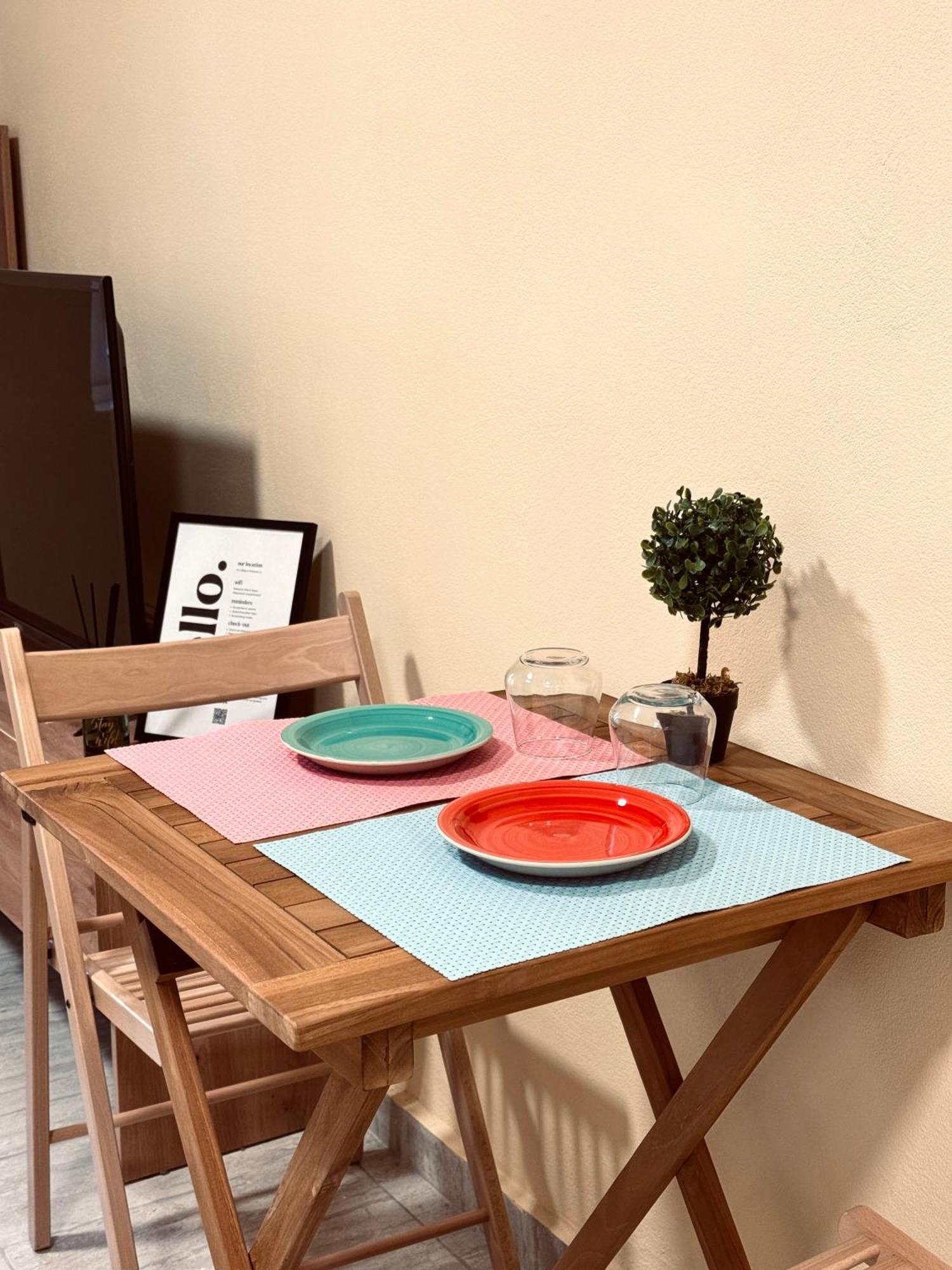 Urban Apartment In Blloku Тирана Екстериор снимка